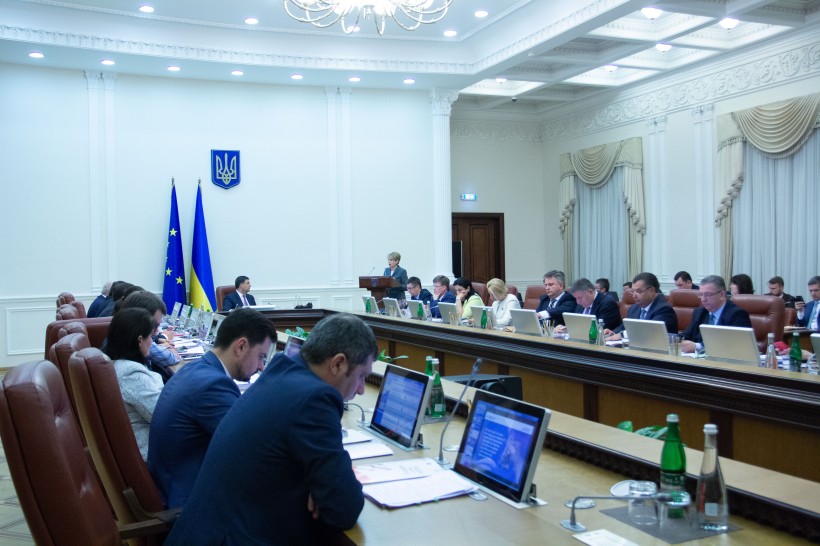 Уряд створив Національний фонд досліджень, який даватиме гранти на науку з 2019 року