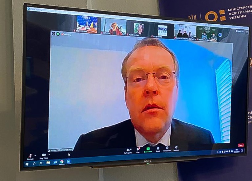 Сергій Шкарлет: «Нормативна база покликана забезпечувати рівні можливості для здобуття якісної освіти громадянами незалежно від національності, місця проживання чи фінансового статку»