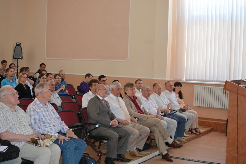 Конференція в рамках «Транс’європейської школи з фізики високих енергій»