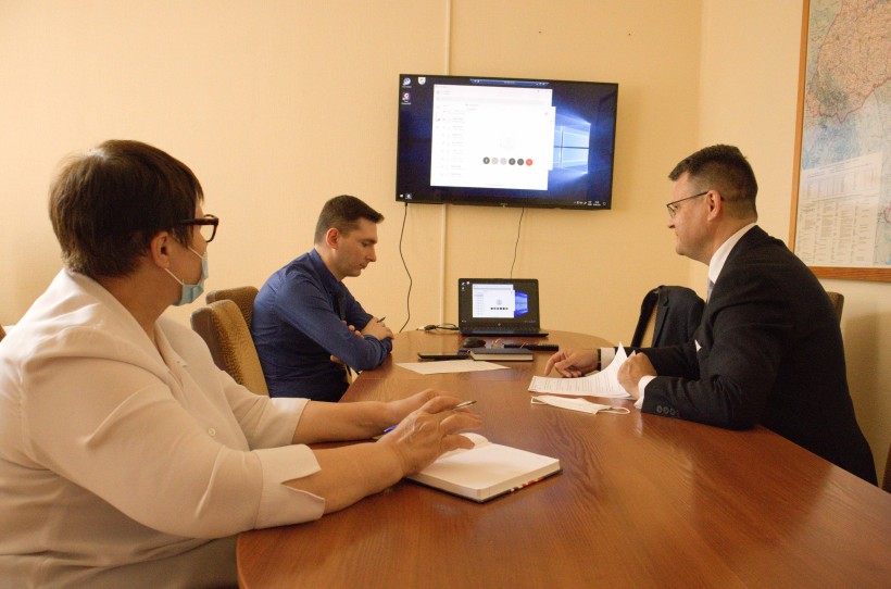 Пряма телефонна лінія КМУ щодо вступної кампанії в закладах вищої освіти: новації та вимоги