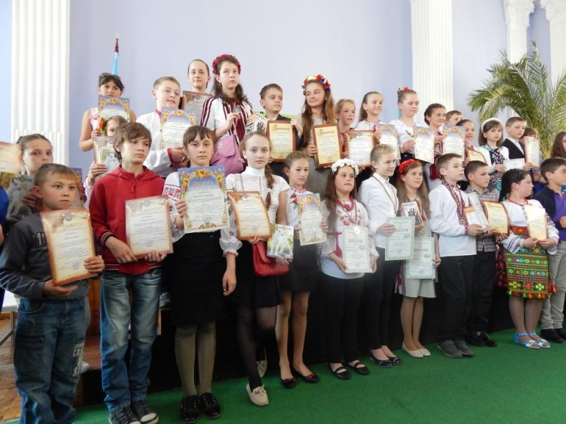 Юні буковинці стали перможцями Х Всеукраїнського конкурсу дослідницько-експериментальних робіт з природознавства «Юний дослідник»