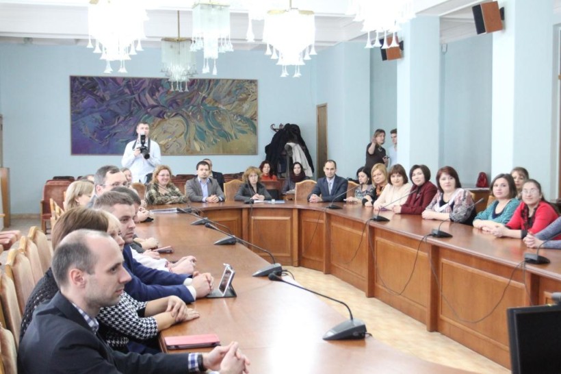Сучасні інформаційні технології є основою для розвитку та якісних змін в освіті, - Павло Хобзей