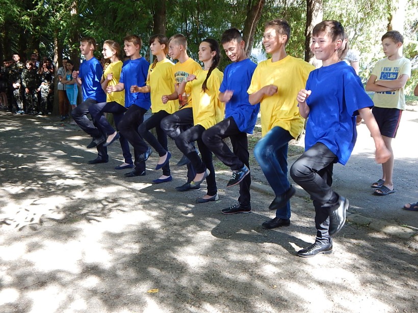 В Чернівцях відбулося урочисте відкриття тимчасового пересувного туристсько-краєзнавчого наметового табору «Мандрівник Буковини»