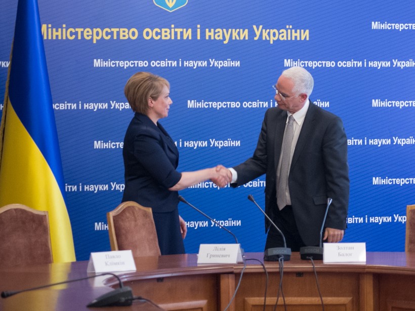 Україна та Угорщина домовилися, що спільно напрацюють документи стосовно імплементації статті 7 Закону «Про освіту»