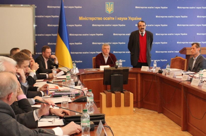 На Колегії МОН затверджено Концепцію національно-патріотичного виховання та подовжено термін конкурсу підручників