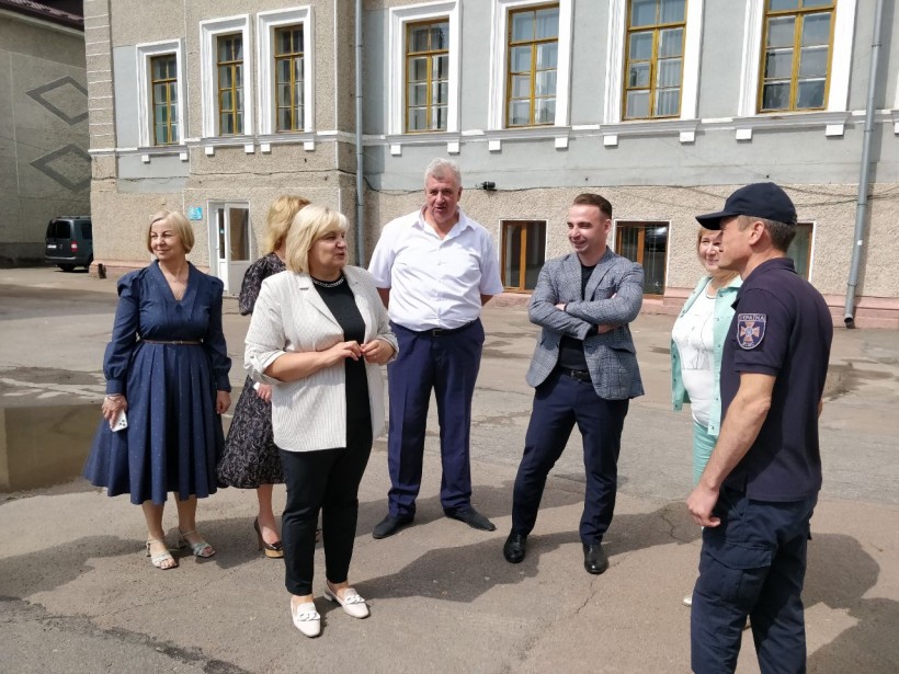 Заступник Міністра ознайомилася зі станом готовності закладів освіти Житомирщини до приймання здобувачів освіти