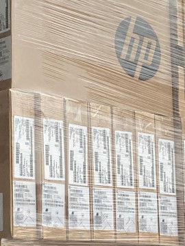 Цифрові девайси для освіти: понад 6 тис. ноутбуків для вчителів отримали Київська та Херсонська області