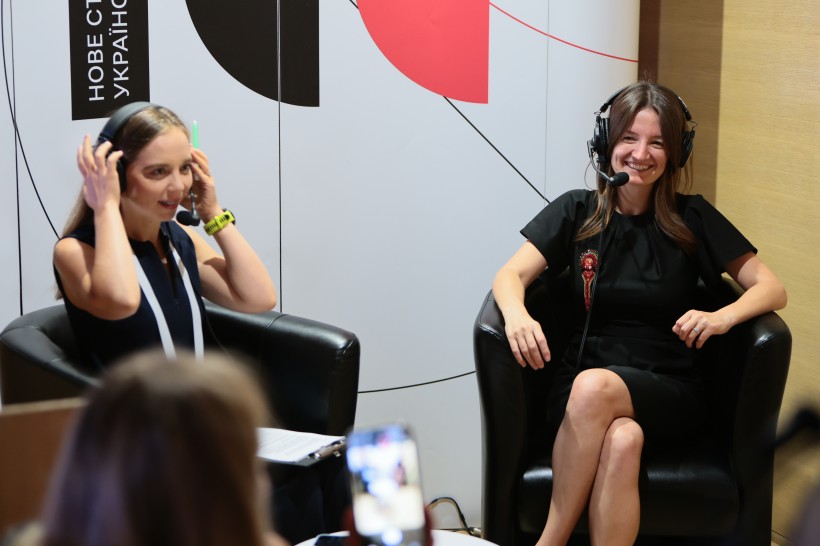 Від викликів нового навчального року до психологічної безпеки: на «Серпневій-2026» працювала виїзна студія Українського Радіо