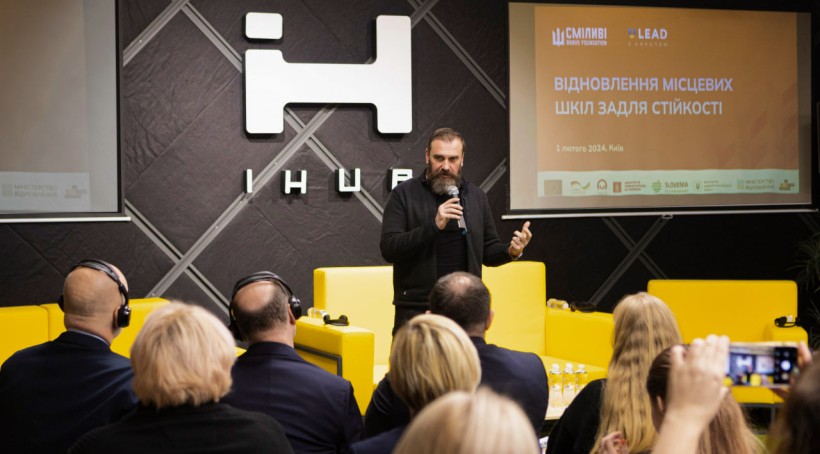 В Україні відновили 12 пошкоджених закладів освіти