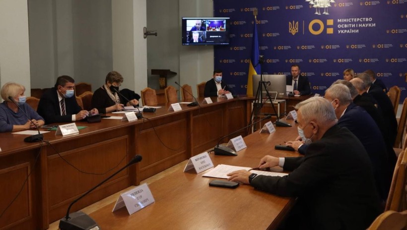 Ухвалено низку рішень щодо атестації кадрів вищої кваліфікації