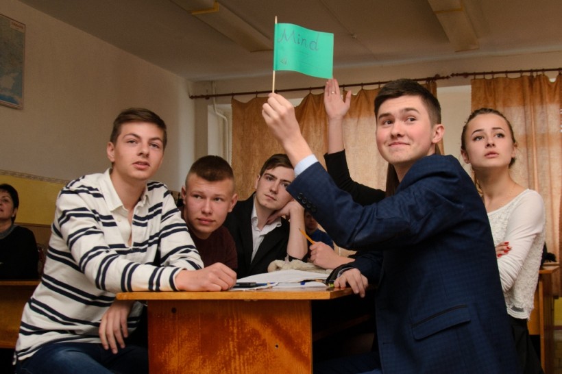 У ТДАТУ пройшов англомовний брейн-ринг для школярів