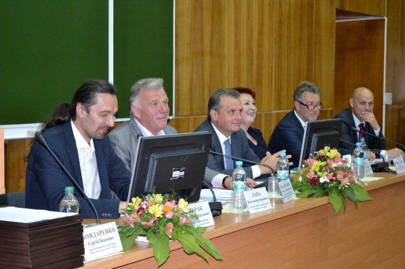 Відбувся Міжнародний форум «Освіта, наука, агробізнес: виклики часу»