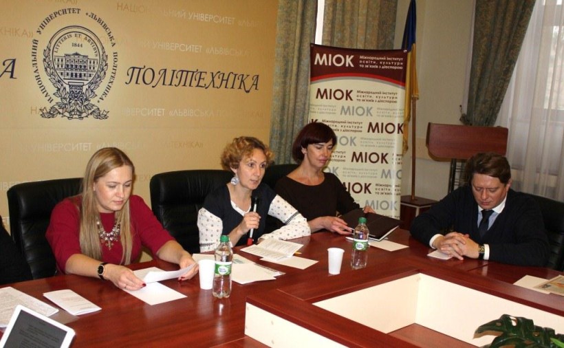 Українська мова для іммігрантів та емігрантів: зберегти рідне, набути нове
