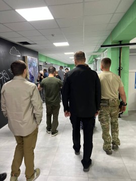 Президент України та Міністр освіти і науки відвідали відновлену школу в Ірпені