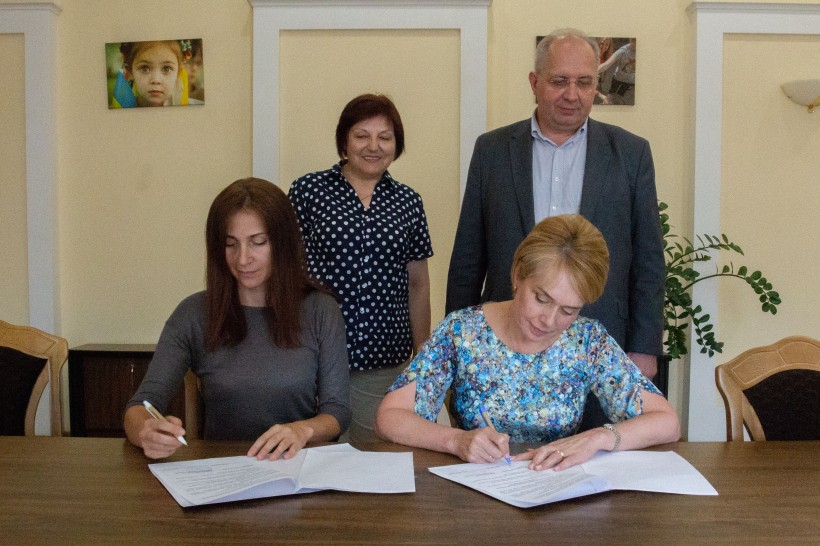 МОН та Національний музей «Меморіал жертв Голодомору» співпрацюватимуть для висвітлення історії Голодомору 1932-1933 рр – підписано Меморандум