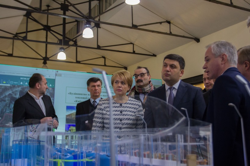 Я чекаю конкретних пропозицій від вчених, як вдосконалити систему фінансування науки, - Прем’єр-міністр Володимир Гройсман