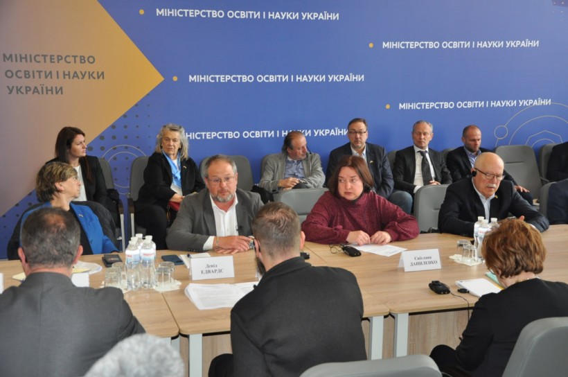 Відбулася зустріч Оксена Лісового з делегацією Всесвітньої федерації профспілок «Інтернаціонал освіти»