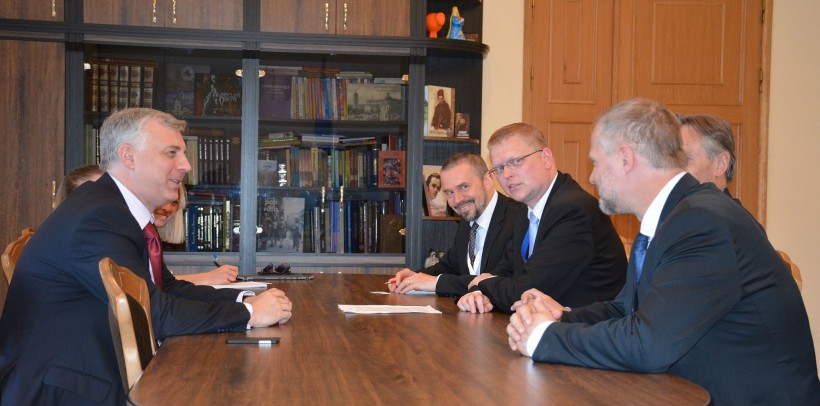 Міністр освіти і науки України зустрівся з віце-прем’єр-міністром Чехії ?? питань науки, досліджень та інновацій Павлом Бєлобрадеком