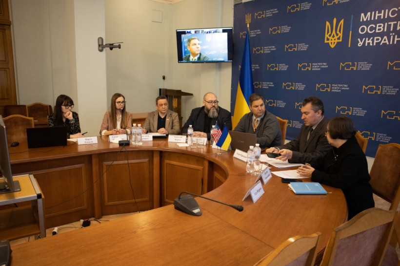 У МОН відбулась зустріч щодо підтримки дистанційного навчання англійської мови для закладів середньої освіти України