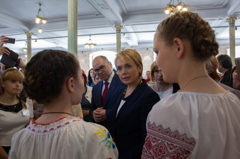 Лілія Гриневич: Ми дали майже мільярд на новий освітній простір для 1-х класів, але на місця кошти віддали лише 3 області, маємо пришвидшити цей процес