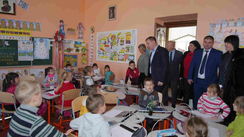 На Тернопільщині відкрили одразу два інклюзивно-ресурсних центри