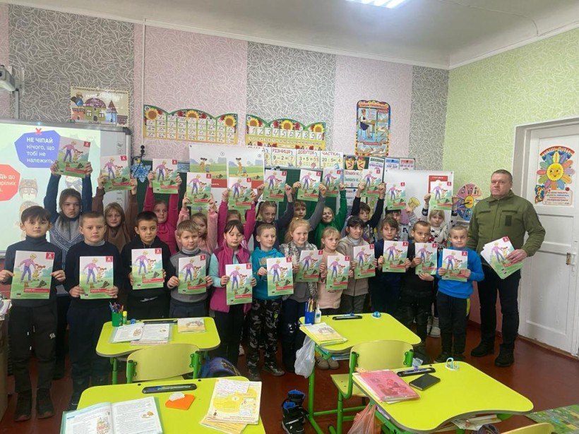 Для учнів і вчителів стартував гуманітарний проєкт із мінної безпеки