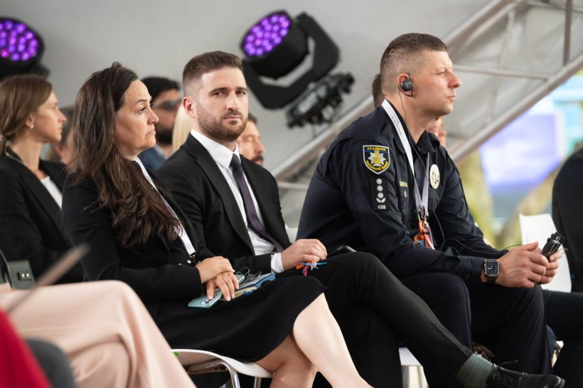 Саміт перших леді та джентльменів