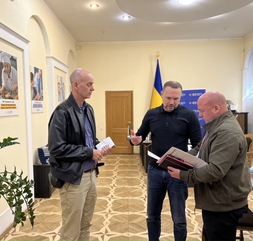 Сергій Шкарлет обговорив з керівництвом Save the Children першочергові заходи для забезпечення освітнього процесу