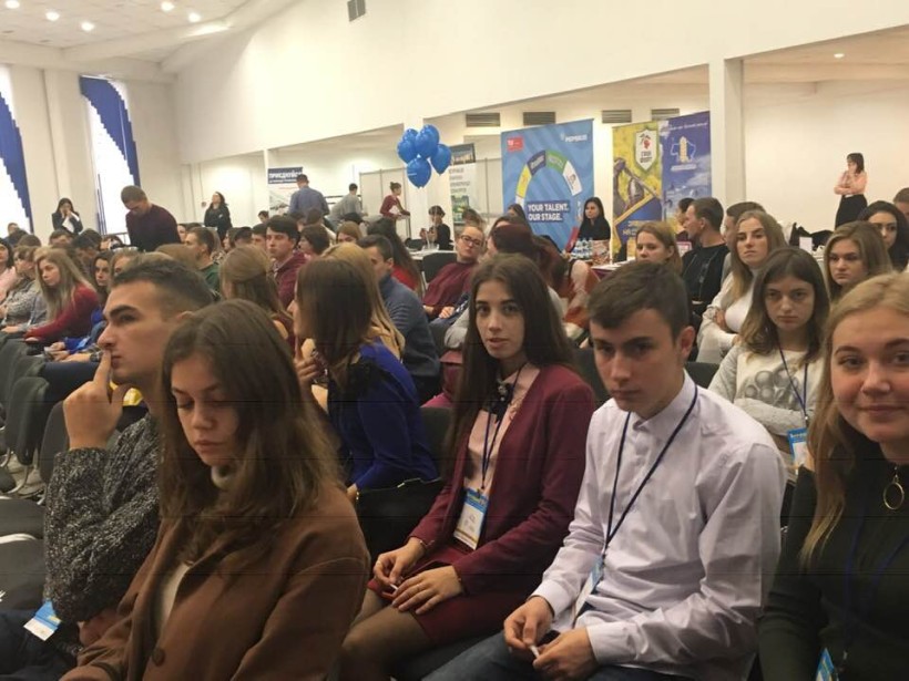Понад 400 студентів-аграріїв взяли участь у “Дні молодого спеціаліста”, де їм пропонували роботу або стажування