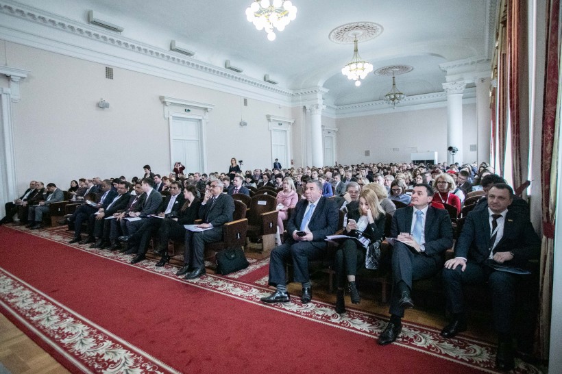 Лілія Гриневич: З 2020 року всі іноземні студенти після 1 курсу будуть здавати ЗНО з мови навчання, 2019-го – пілот