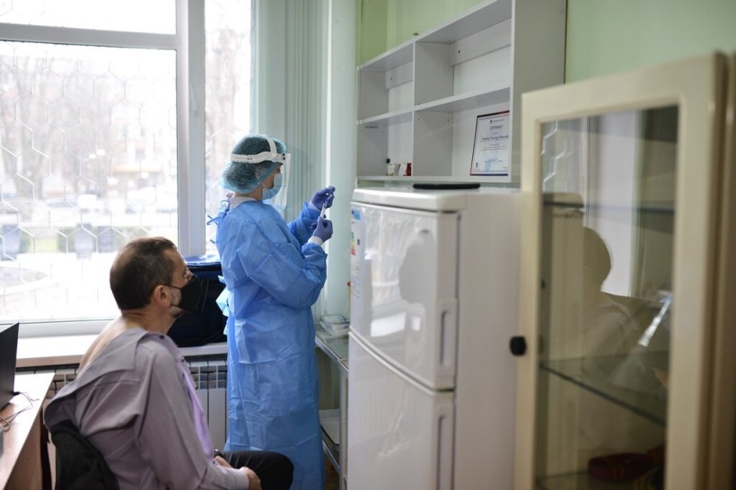 На Черкащині стартувала кампанія з вакцинації педагогічних працівників