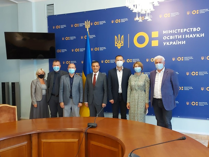 В освітній політиці важлива позиція роботодавців, – Сергій Шкарлет