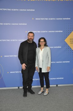 Міністр освіти і науки Оксен Лісовий провів зустріч із Надзвичайним і Повноважним Послом Канади в Україні пані Ларисою Ґаладзою