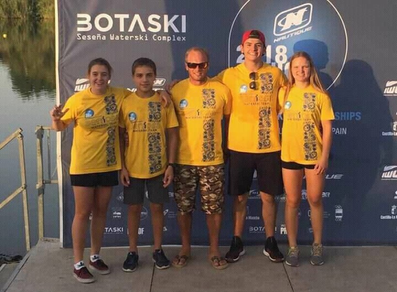 Дніпровські школярі здобули “бронзу” на Чемпіонаті світу з воднолижного спорту в Іспанії