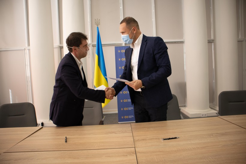 Підписано Меморандум про партнерство між МОН та благодійним фондом «Меморіал Голокосту «Бабин Яр»