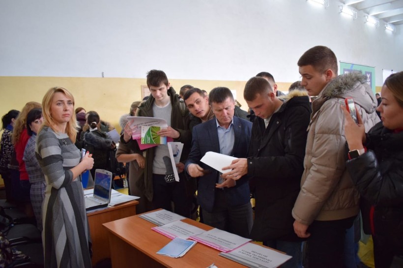 У Вінницькому НАУ завершився “Ярмарок вакансій”: там понад 70 роботодавців розповіли про відкриті позиції та вимоги до фахівців