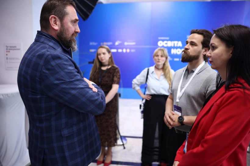 Освіта нової України 2.0: у Києві відбулася конференція про майбутнє української освіти та можливості для молоді