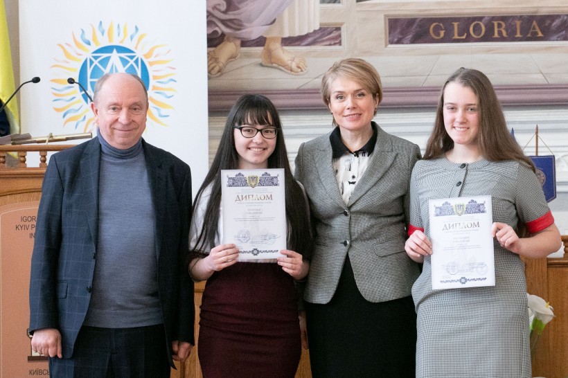 Міністр занепокоєна, що молоде покоління втрачає наполегливість і терпіння – з виступу Лілії Гриневич перед лауреатами стипендії Президента України