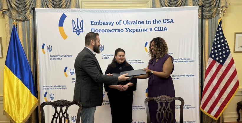 Осучаснюємо наукову освіту разом зі Смітсонівським інститутом