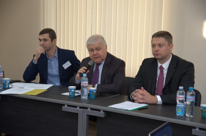 "Попри те, що Росія завдала критичних втрат нашій морській науці, сьогодні ми "однією мовою" говоримо з провідними країнами про проблеми Світового океану та спільно шукаємо їх рішення" - очільник директорату науки Дмитро Чеберкус