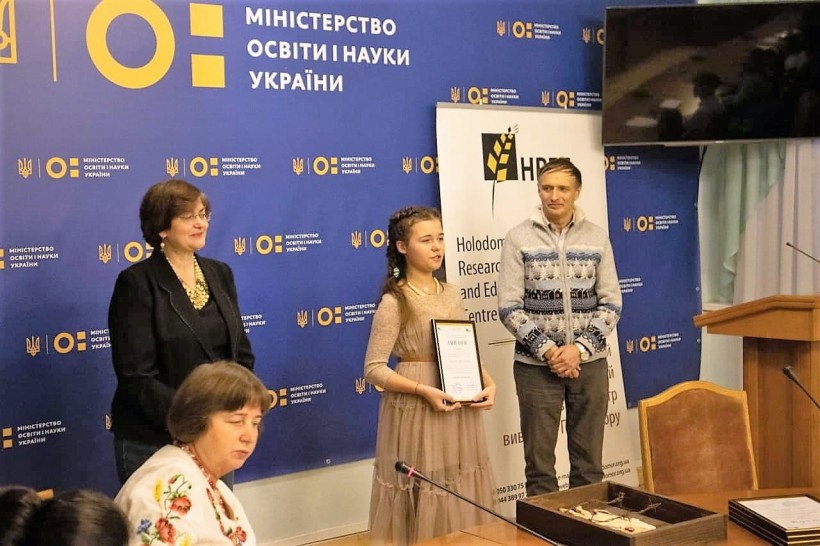 Нагороджено переможців Конкурсу наукових і мистецьких робіт імені Володимира Маняка та Лідії Коваленко