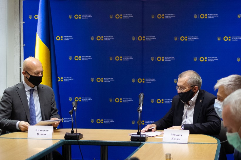 МОН налагоджує взаємодію молодих науковців з експертами бізнесу