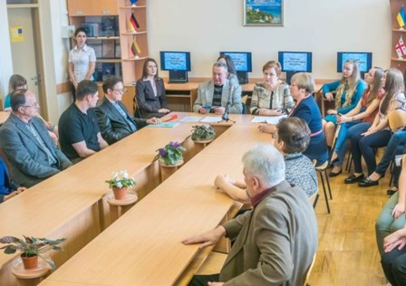 Мультилінгвальна лабораторія у Дніпропетровському національному університеті – клас нових освітніх можливостей