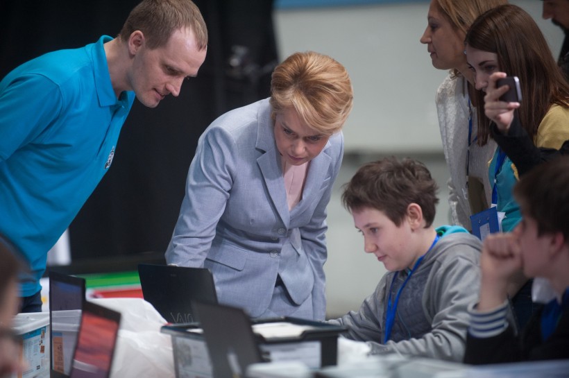 МОН зацікавлено співпрацювати з LEGO для використання їхніх методик вивчення математики, фізики та інших природничих дисциплін через робототехніку, – Міністр