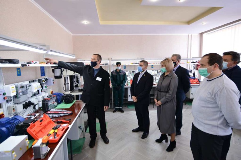 Електромонтерів з ремонту та обслуговування електроустаткування готуватимуть у Корсунь-Шевченківському профліцеї
