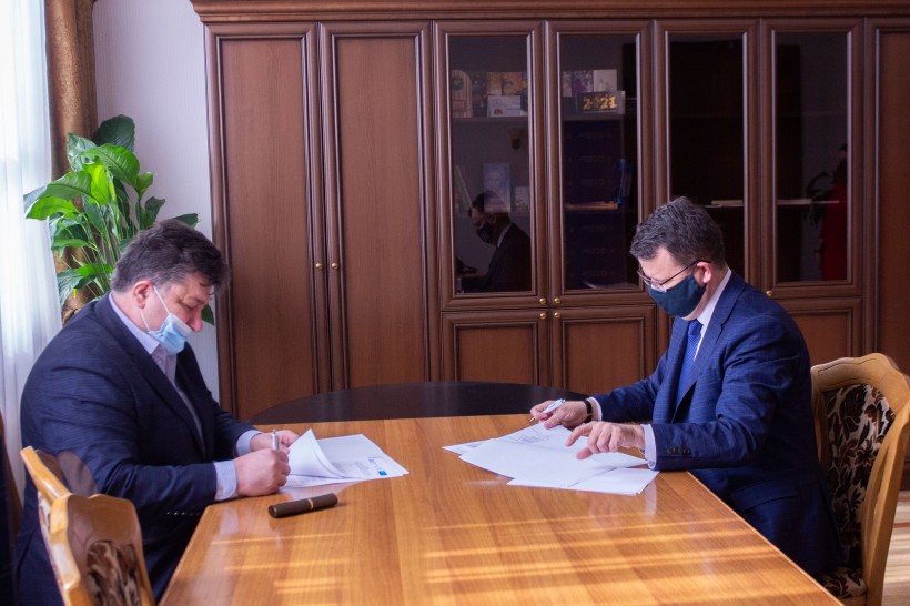 МОН разом із компанією «Захід-Схід Консалтінг» покращить підготовку робітників дорожньо-будівельної галузі – підписано Меморандум