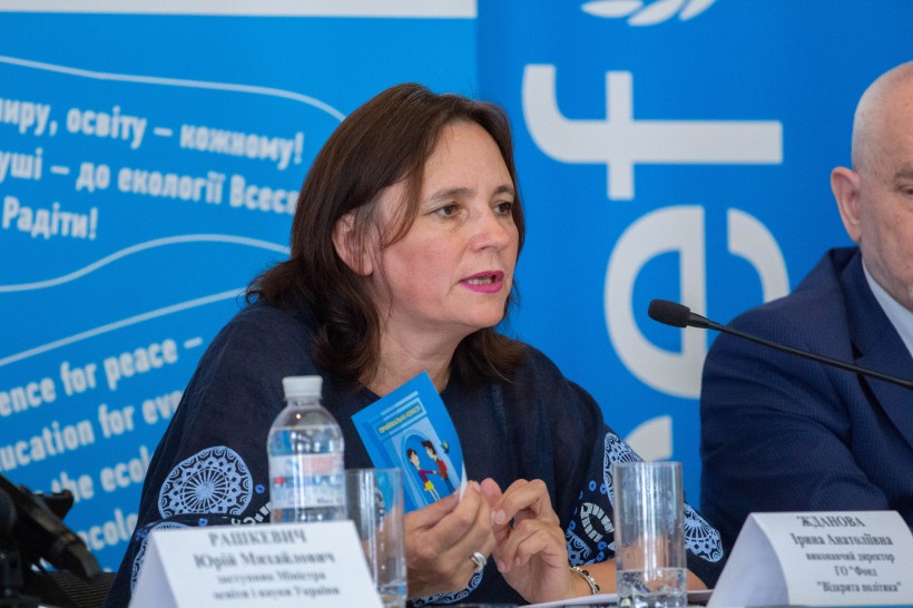 Вступ без ЗНО, паспорта та атестата – для жителів окупованих територій запрацювали освітні центри «Крим-Україна» та «Донбас-Україна»