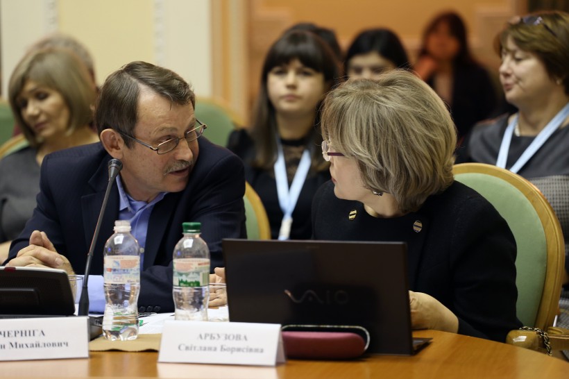 Впродовж місяця маємо вийти на розуміння плану дій для того, щоб українському науковцю стало простіше, краще, вигідніше працювати в Україні, — Прем'єр-міністр Олексій Гончарук