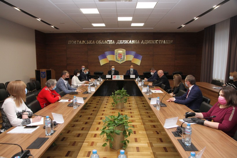 Розпочалася дослідна експлуатація шкільних електронних журналів та щоденників, – Сергій Шкарлет