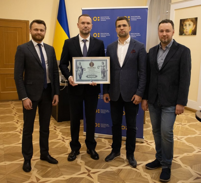 Обери професію своєї мрії: в Україні відбувся наймасовіший урок у прямому ефірі